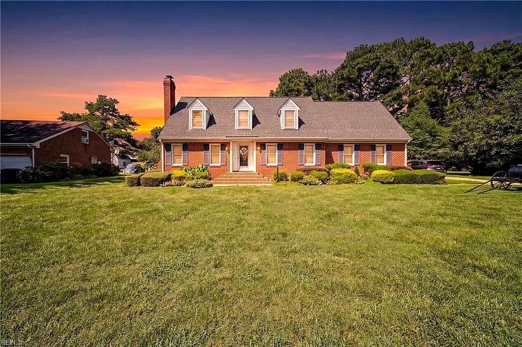2047 Ames Cir N CIR, CHESAPEAKE VA 23321 - Photo 3