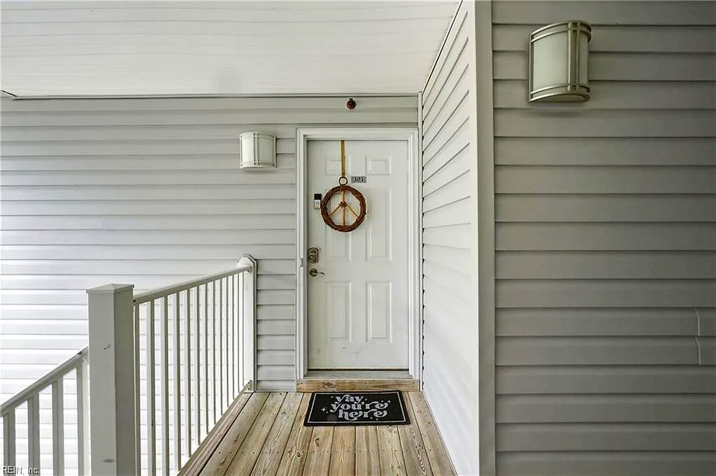 904 Charnell DR #303, VIRGINIA BEACH VA 23451 - Photo 4