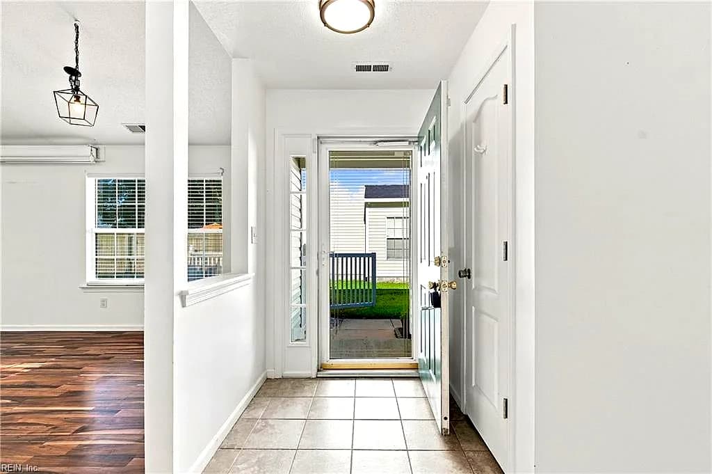 5053 Huntclub CHSE, SUFFOLK VA 23435 - Photo 5