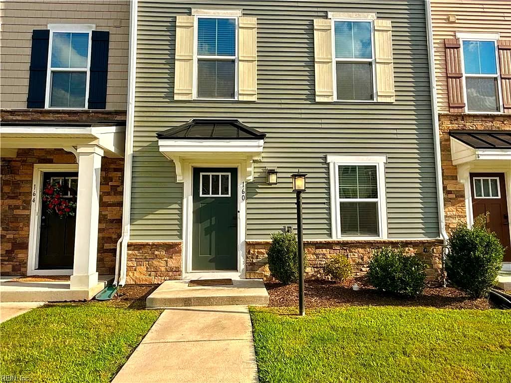 160 Spring Grove WAY, SMITHFIELD VA 23430 - Photo 5