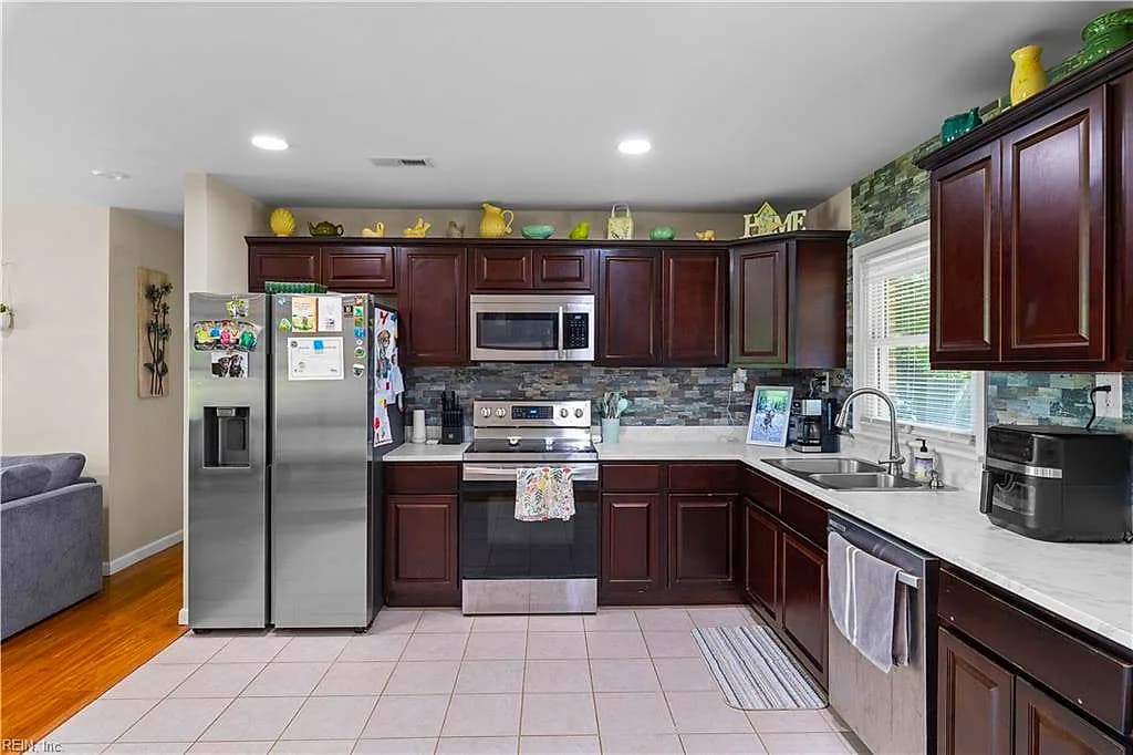 9217 S Quay RD, SUFFOLK VA 23437 thumb 11