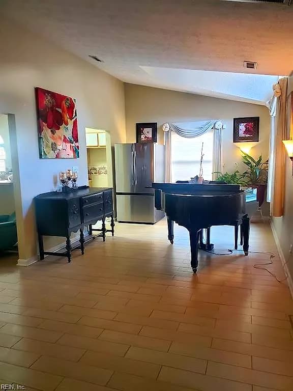 425 Truxtun CT, NEWPORT NEWS VA 23608 thumb 6
