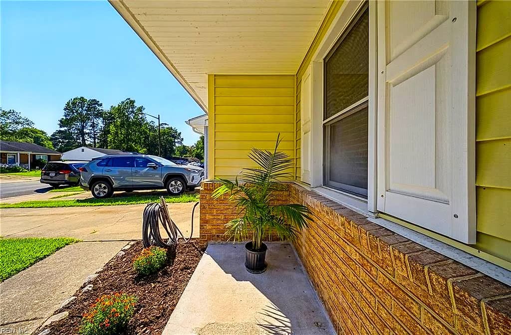 1148 Woodcock LN, VIRGINIA BEACH VA 23454 - Photo 3