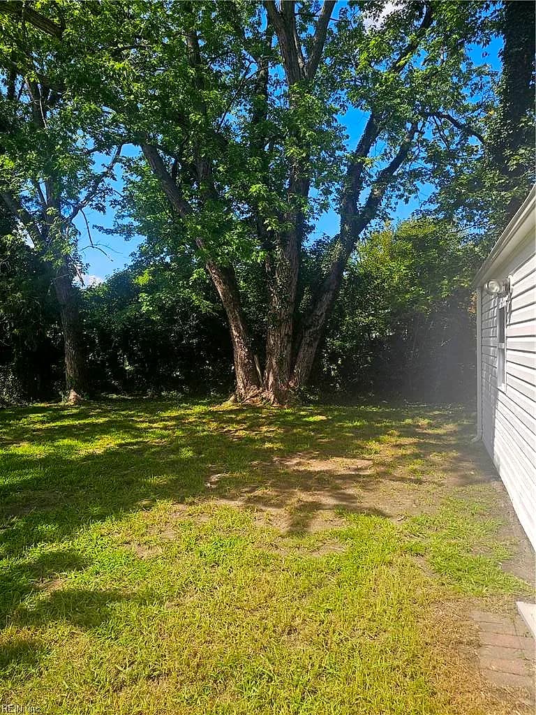 1489 Morgan DR, HAMPTON VA 23663 - Photo 4