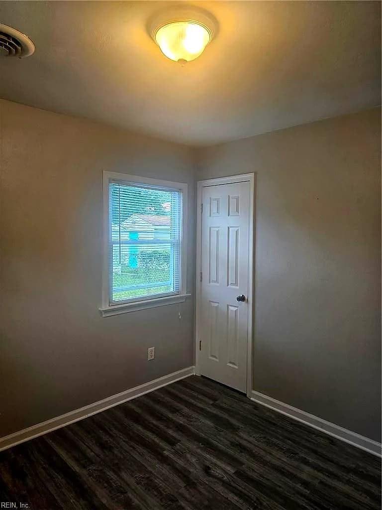 1489 Morgan DR, HAMPTON VA 23663 thumb 9