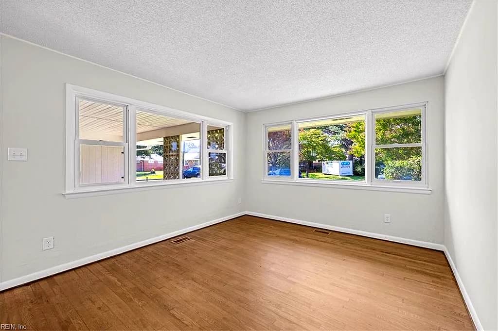 2508 Tarpon CT, NORFOLK VA 23518 - Photo 5