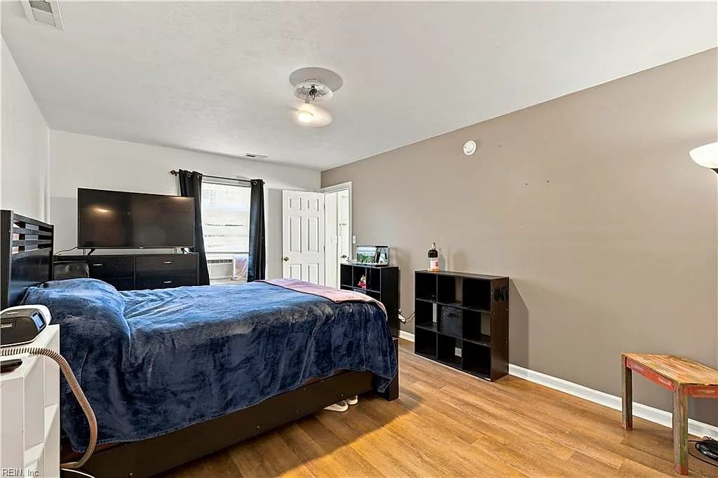 1805 Roanoke AVE, NEWPORT NEWS VA 23607 thumb 11