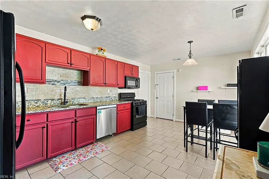 1805 Roanoke AVE, NEWPORT NEWS VA 23607 thumb 7