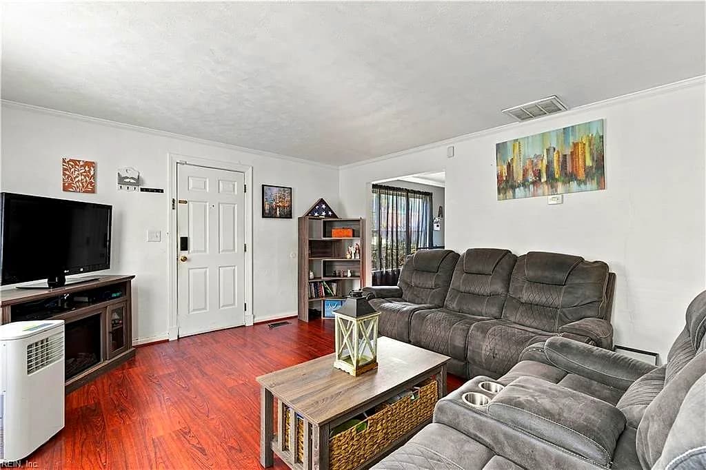 1805 Roanoke AVE, NEWPORT NEWS VA 23607 thumb 10