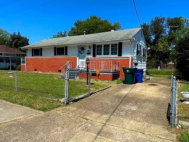 1005 37th ST, NEWPORT NEWS VA 23607 - Photo 3