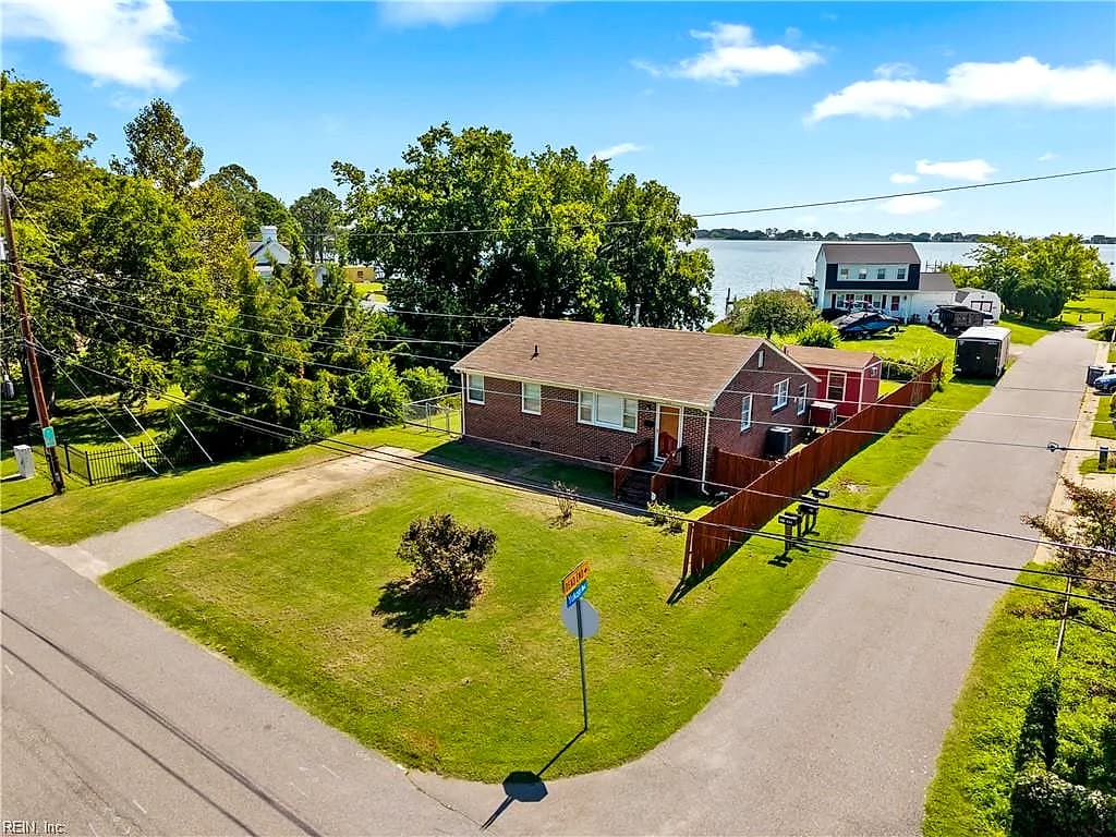 612 N Hope ST, HAMPTON VA 23663 - Main photo