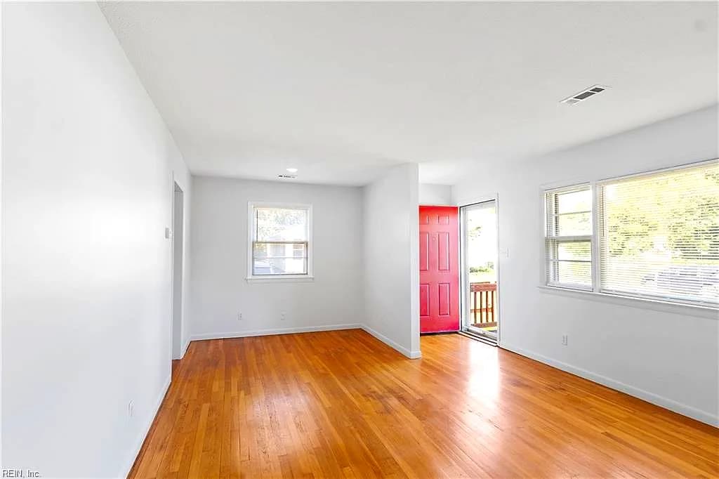 612 N Hope ST, HAMPTON VA 23663 thumb 10