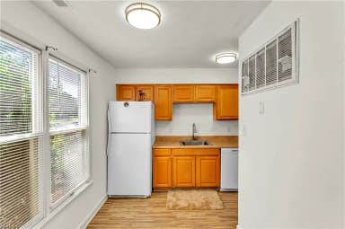 3241 Yellow Pine CRES, CHESAPEAKE VA 23321 thumb 4