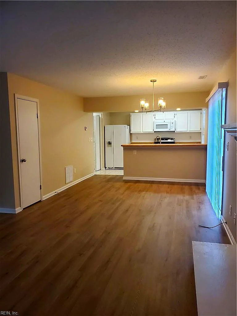 200 Ferdinand CIR, VIRGINIA BEACH VA 23462 thumb 11