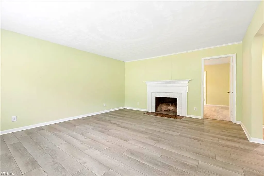 618 72nd ST, NEWPORT NEWS VA 23605 - Photo 5