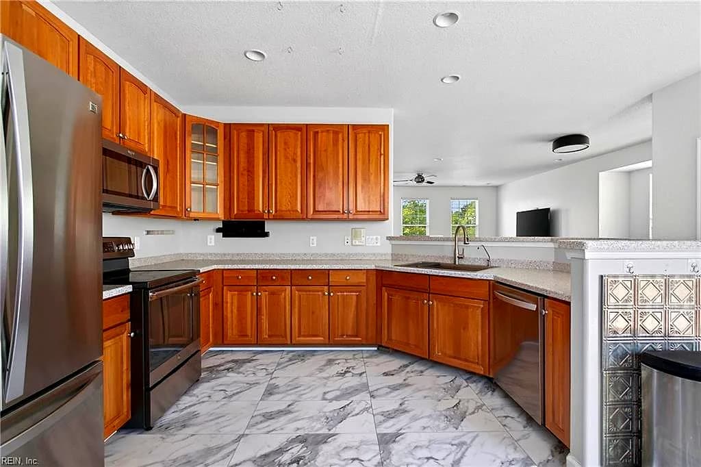4928 Almandine AVE, VIRGINIA BEACH VA 23462 thumb 9