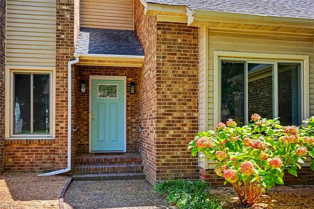 9 Sugarberry RN, HAMPTON VA 23669 - Photo 5