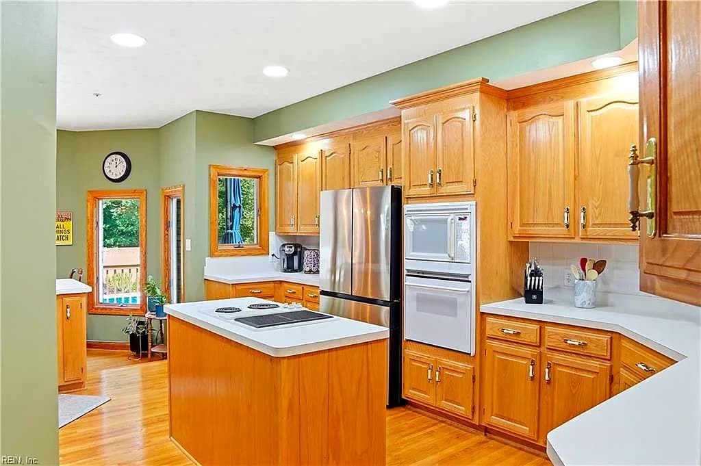 2068 Vaughan RD, VIRGINIA BEACH VA 23457 thumb 12