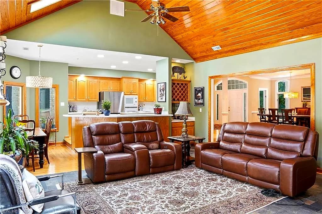 2068 Vaughan RD, VIRGINIA BEACH VA 23457 thumb 9