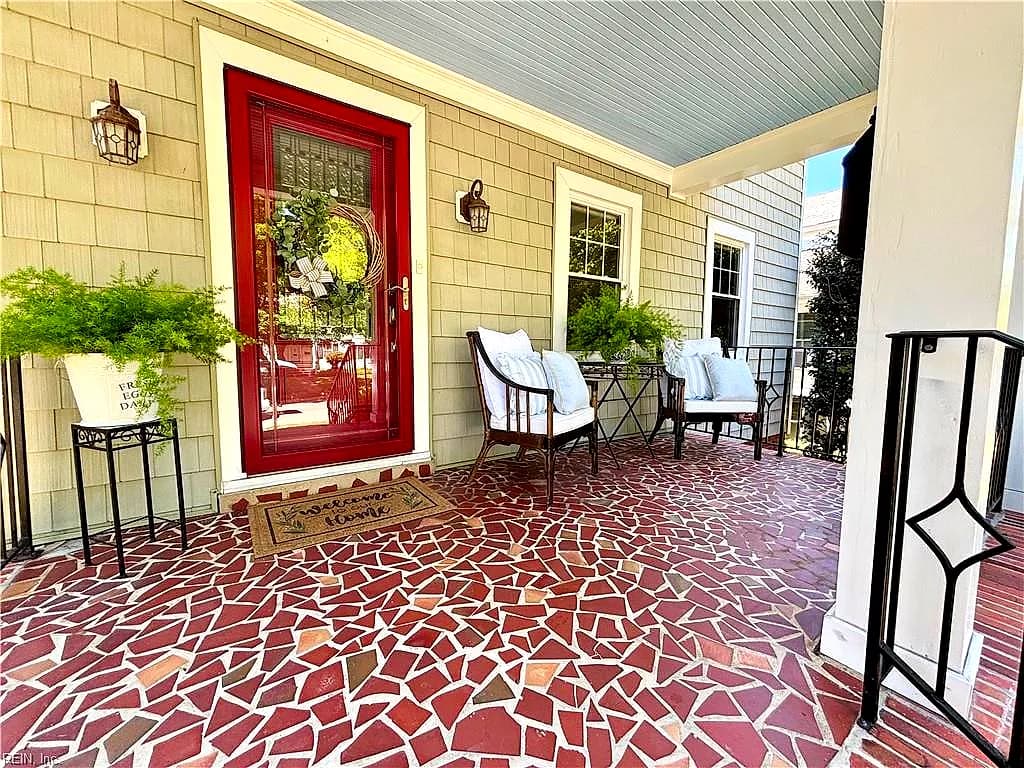 119 Linden Avenue AVE, HAMPTON VA 23669 - Photo 4
