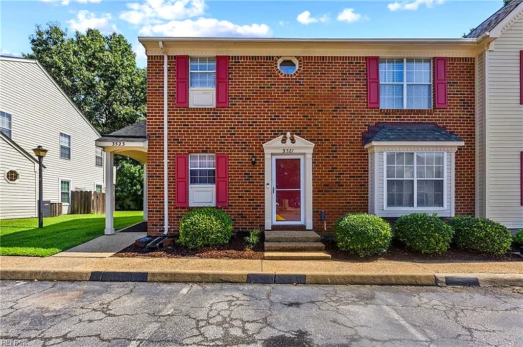 3521 Sugar RN, CHESAPEAKE VA 23321 - Photo 2