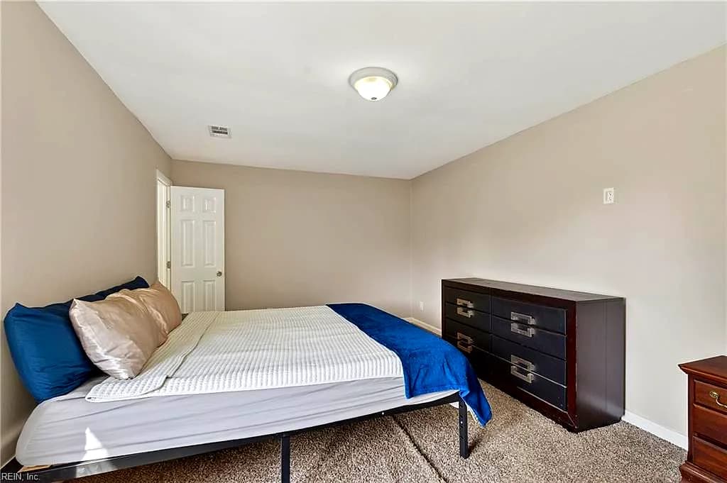 5602 Parish LN, PORTSMOUTH VA 23703 thumb 12
