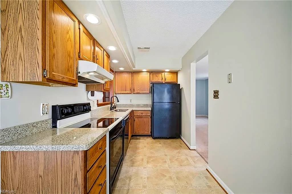 1201 Brookside LNDG, CHESAPEAKE VA 23320 thumb 10