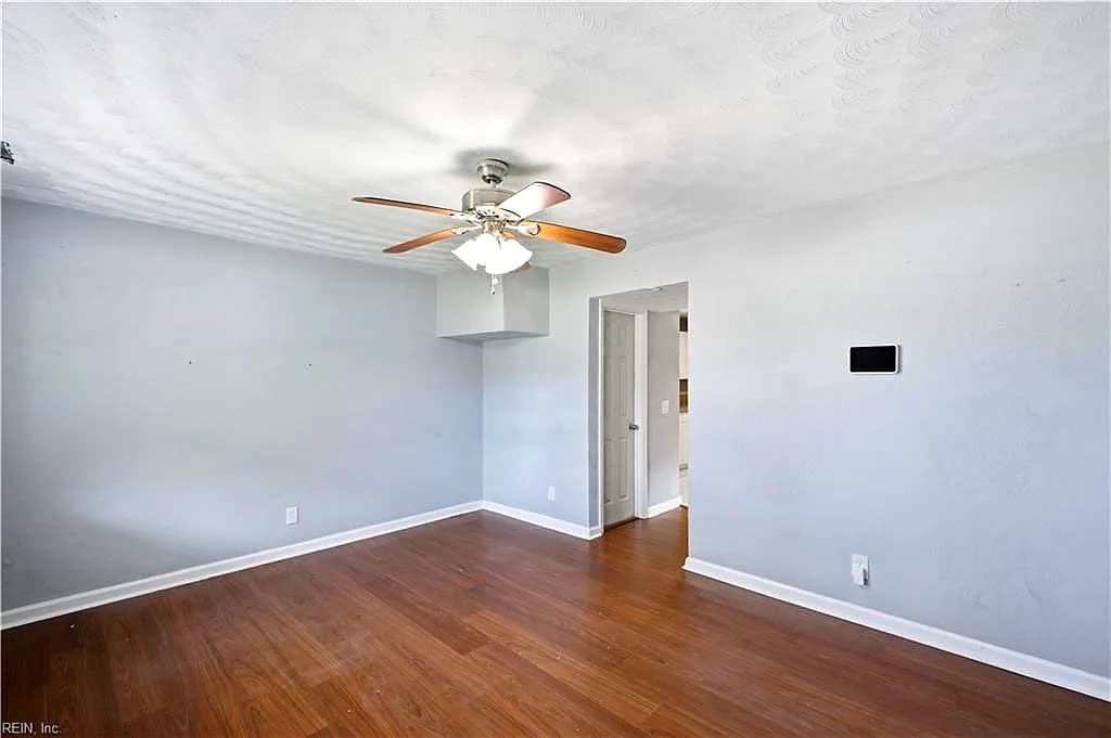 1902 Bay AVE, HAMPTON VA 23661 - Photo 4