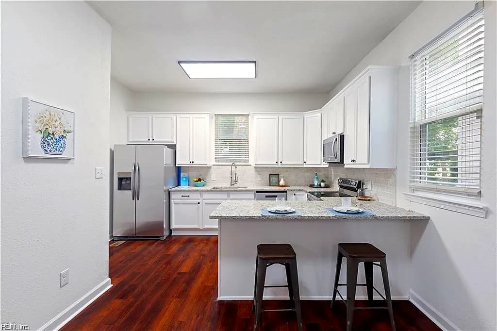 205 W 36th ST, NORFOLK VA 23504 thumb 7