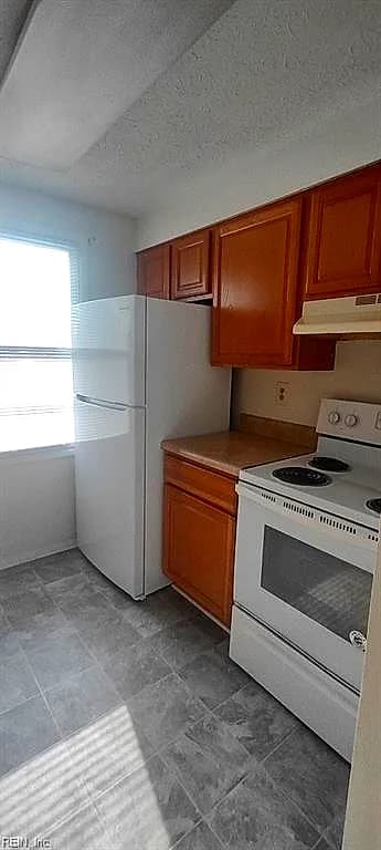 1411 Peabody DR, HAMPTON VA 23666 thumb 6