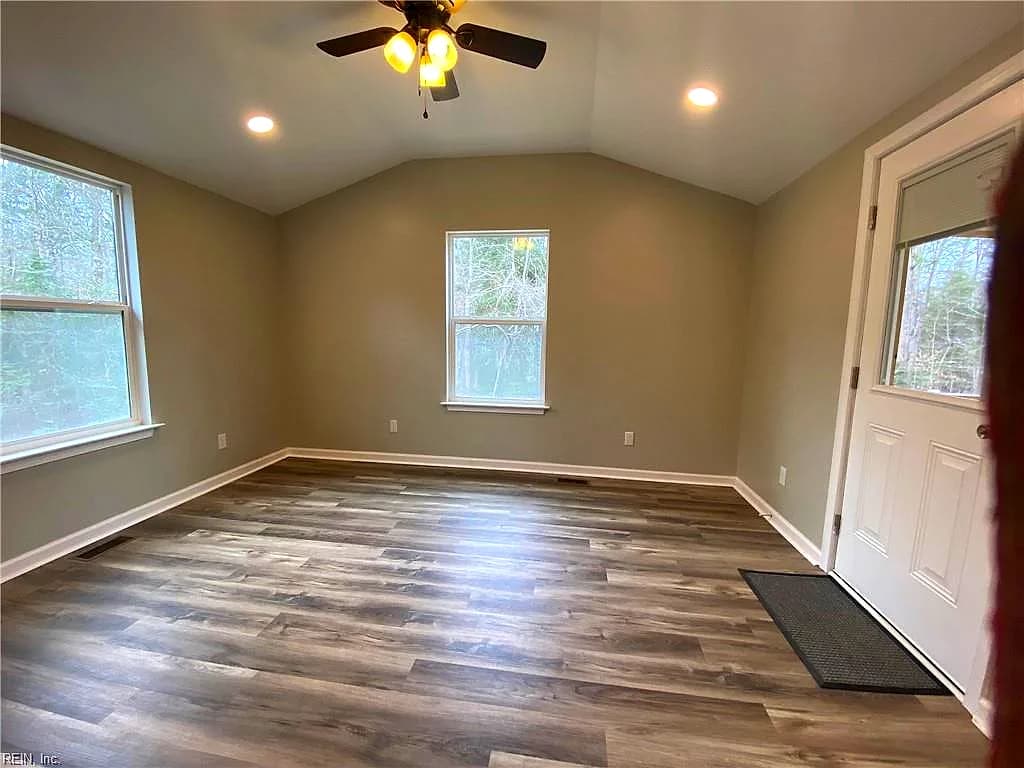 16916 Polish Town RD, LANEXA VA 23089 - Photo 5
