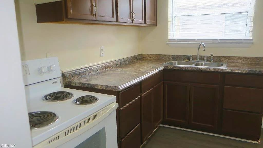 1519 Victoria BLVD, HAMPTON VA 23661 thumb 6