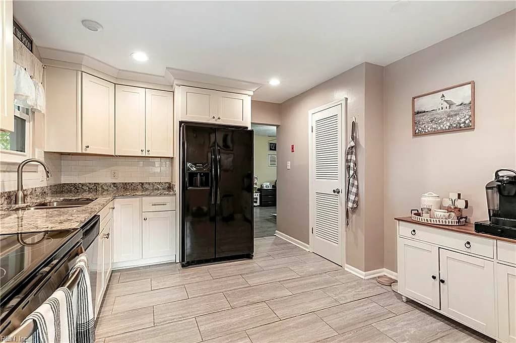 449 Dauphin LN, VIRGINIA BEACH VA 23452 thumb 9