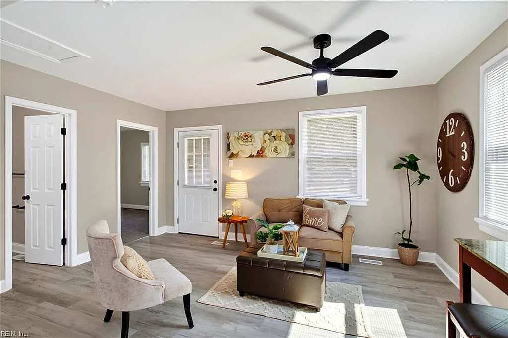 621 Temple LN, NEWPORT NEWS VA 23605 - Photo 4