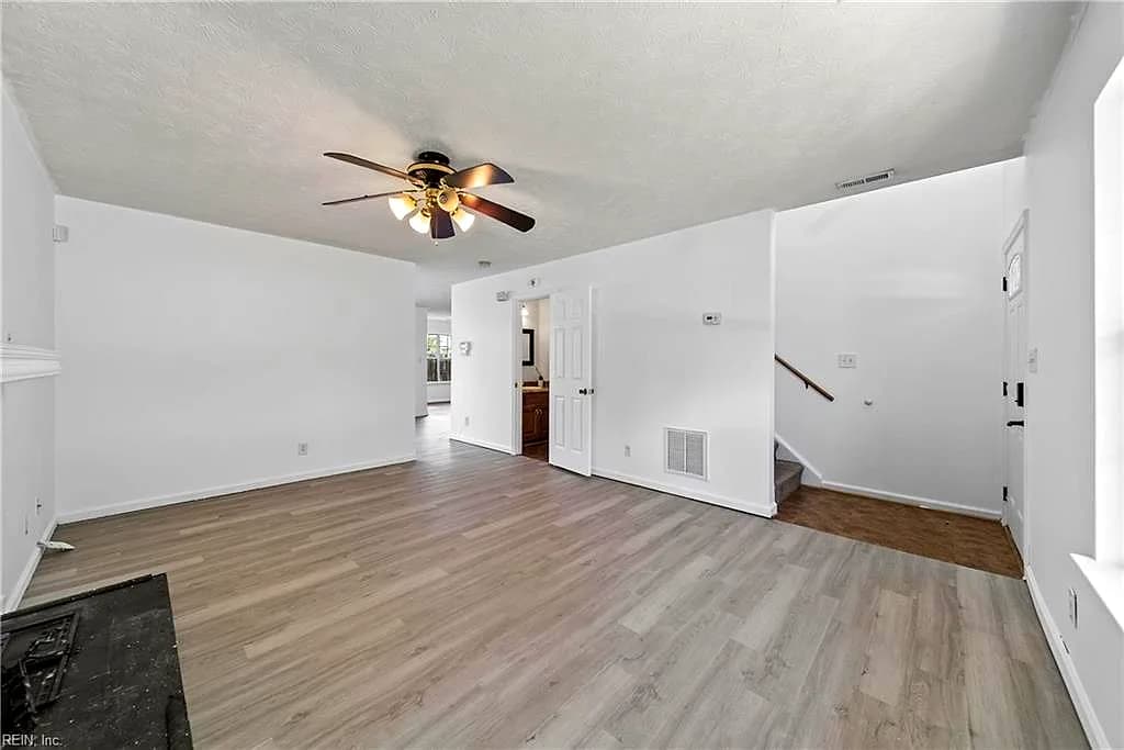 724 Kings Ridge DR, NEWPORT NEWS VA 23608 thumb 12
