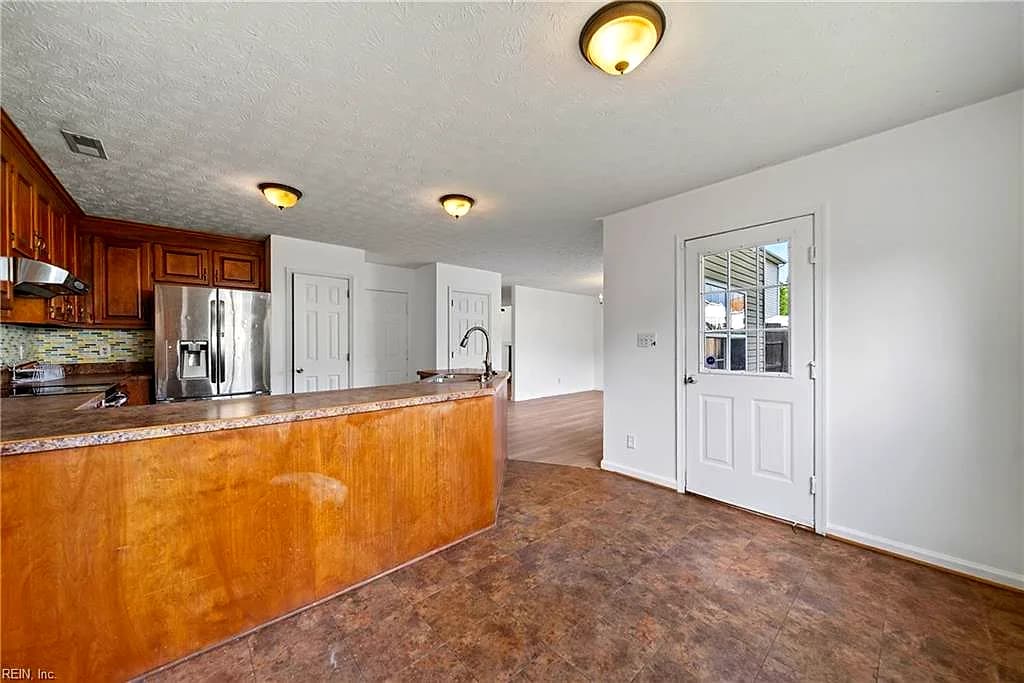 724 Kings Ridge DR, NEWPORT NEWS VA 23608 thumb 7