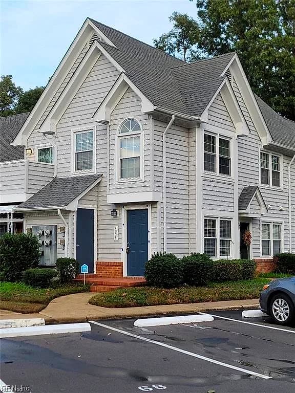 400 BRACKNELL ARCH #F, CHESAPEAKE VA 23320 - Photo 3