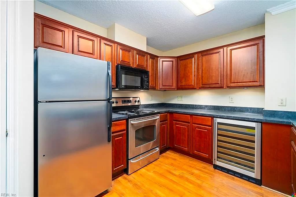 103 Westover AVE ##206, NORFOLK VA 23507 - Photo 3