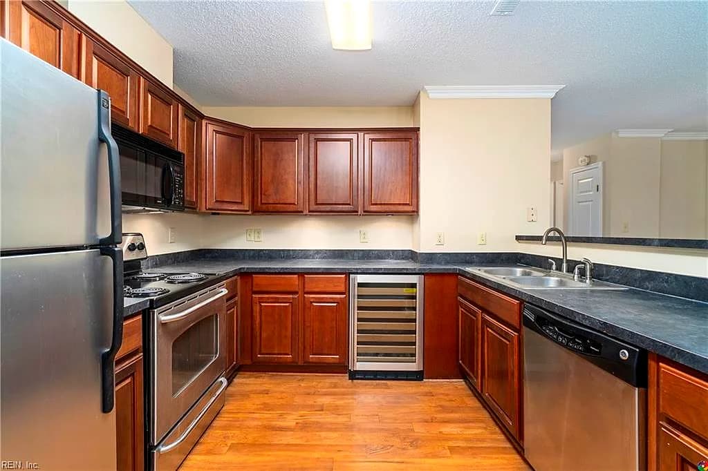103 Westover AVE ##206, NORFOLK VA 23507 thumb 6