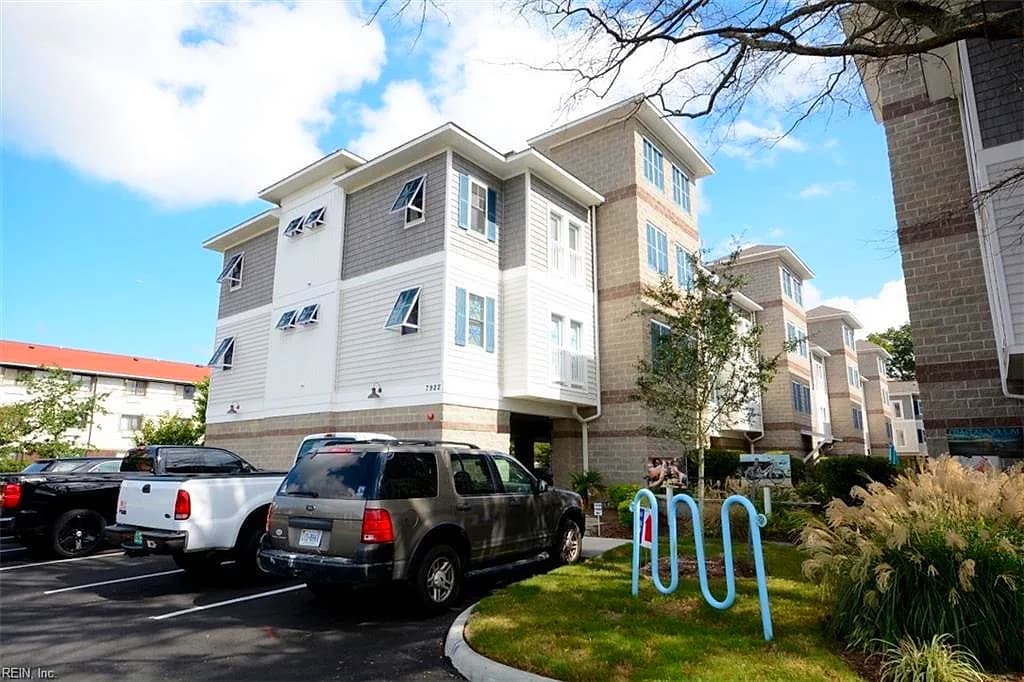 7922 Shore DR #302, NORFOLK VA 23518 - Main photo