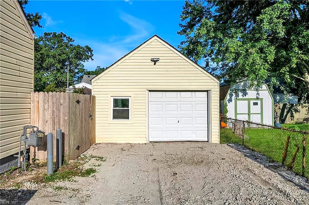 9 Maurice AVE, PORTSMOUTH VA 23701 thumb 8