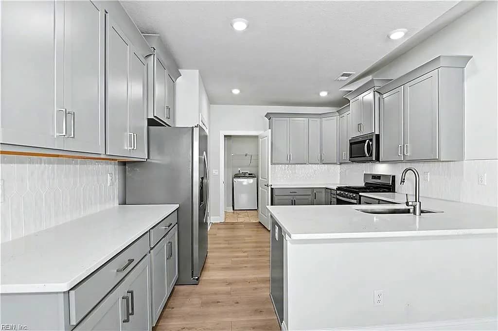 2114 Edwin DR, CHESAPEAKE VA 23322 thumb 6