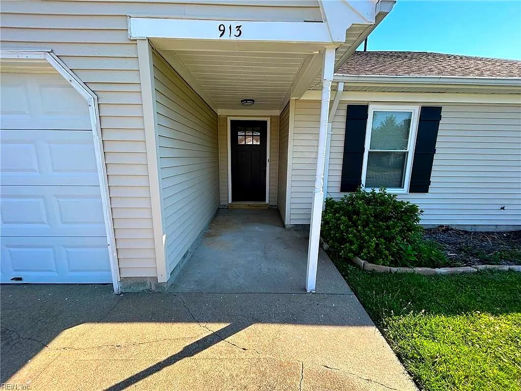 913 Bernstein CT, VIRGINIA BEACH VA 23454 - Photo 3