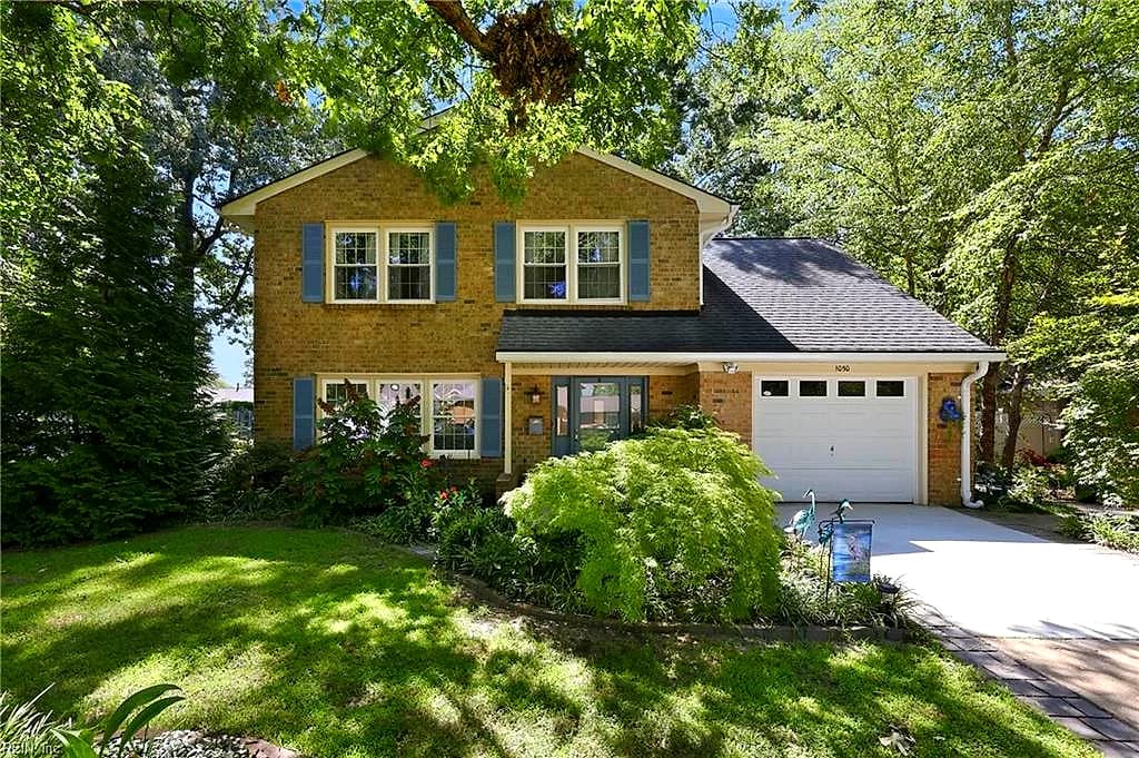1050 Windjammer DR, HAMPTON VA 23669 - Main photo