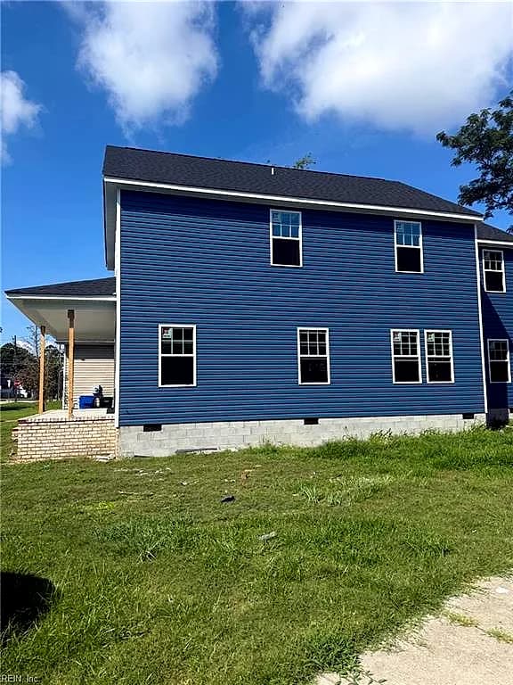 1215 33rd ST, NEWPORT NEWS VA 23607 - Photo 3