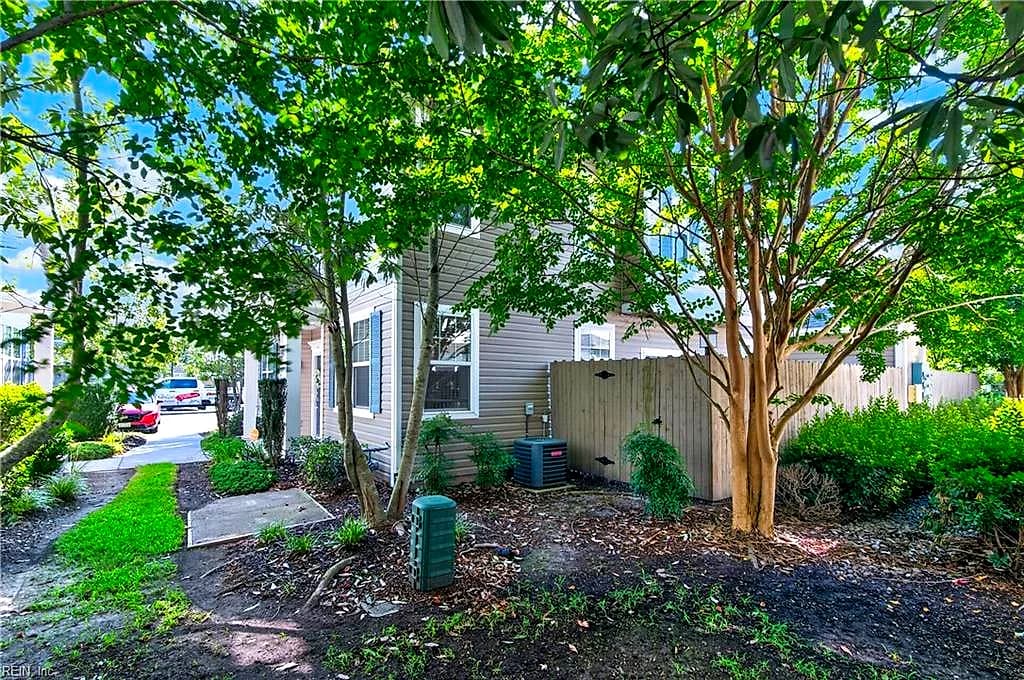1621 Brimington LN, VIRGINIA BEACH VA 23456 - Photo 4