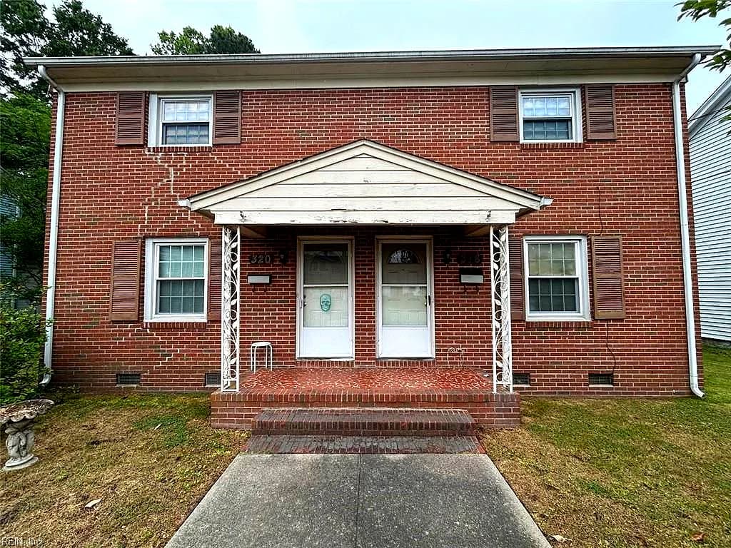 318 Clay ST, FRANKLIN VA 23851 - Photo 2