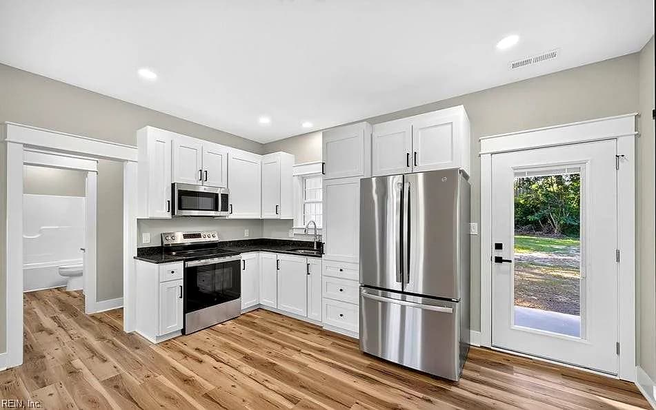 1607 N Dr Martin Luther King Jr DR, AHOSKIE NC 27910 thumb 7