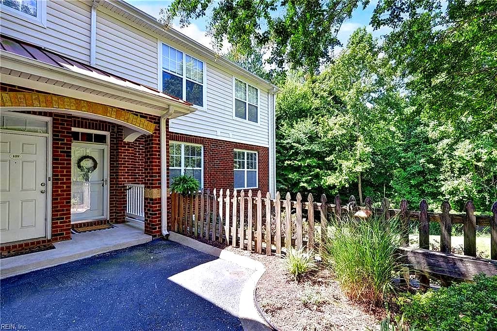 713 Windy WAY #110, NEWPORT NEWS VA 23602 - Main photo