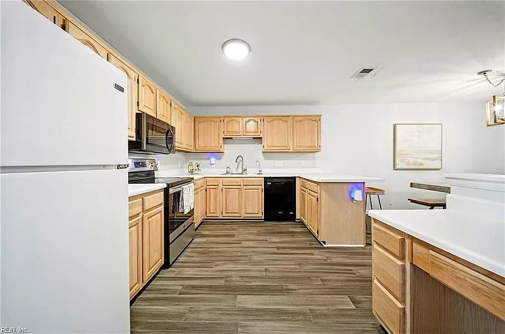 4836 Beach Cove PL, VIRGINIA BEACH VA 23455 - Photo 5